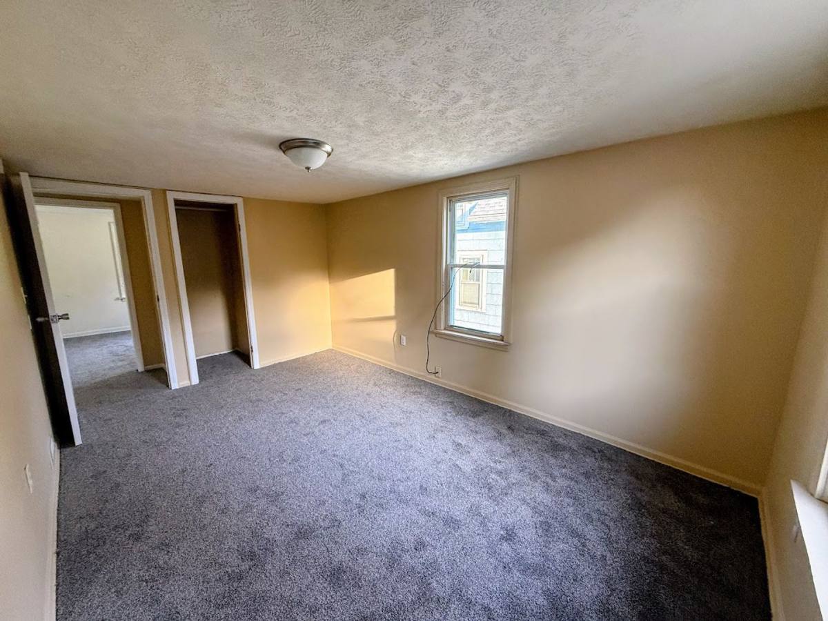 House for rent at 1055 Beardsley St, Akron, OH 44301