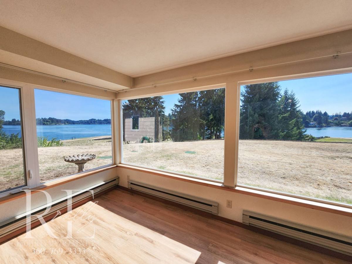 Apartment for rent at 515 Heritage Lane NW, Bremerton, WA 98310