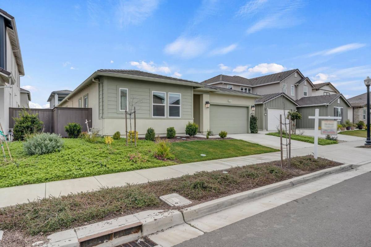 House for rent at 4236 Bellwether Way, Sacramento, CA 95835