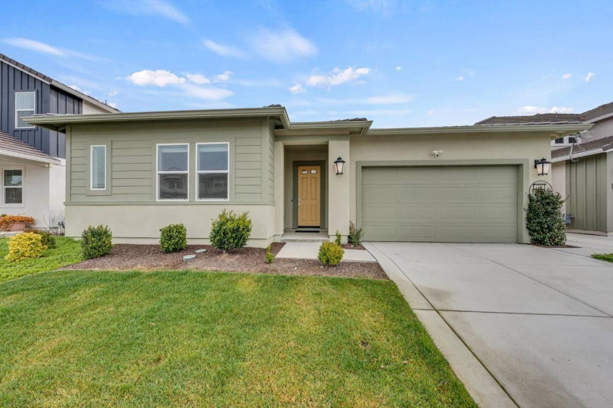 House for rent at 4236 Bellwether Way, Sacramento, CA 95835