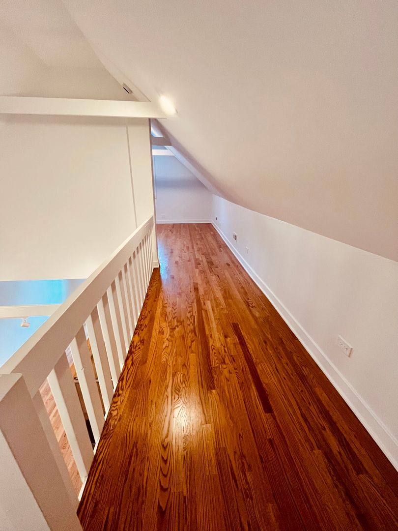 Apartment for rent at 2306 N Hoyne, Chicago, IL 60647