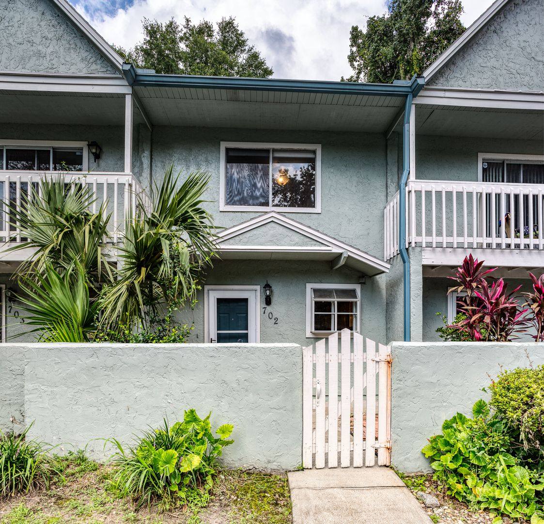 Townhouse for rent at 4411 SW 34th St, Gainesville, FL 32608