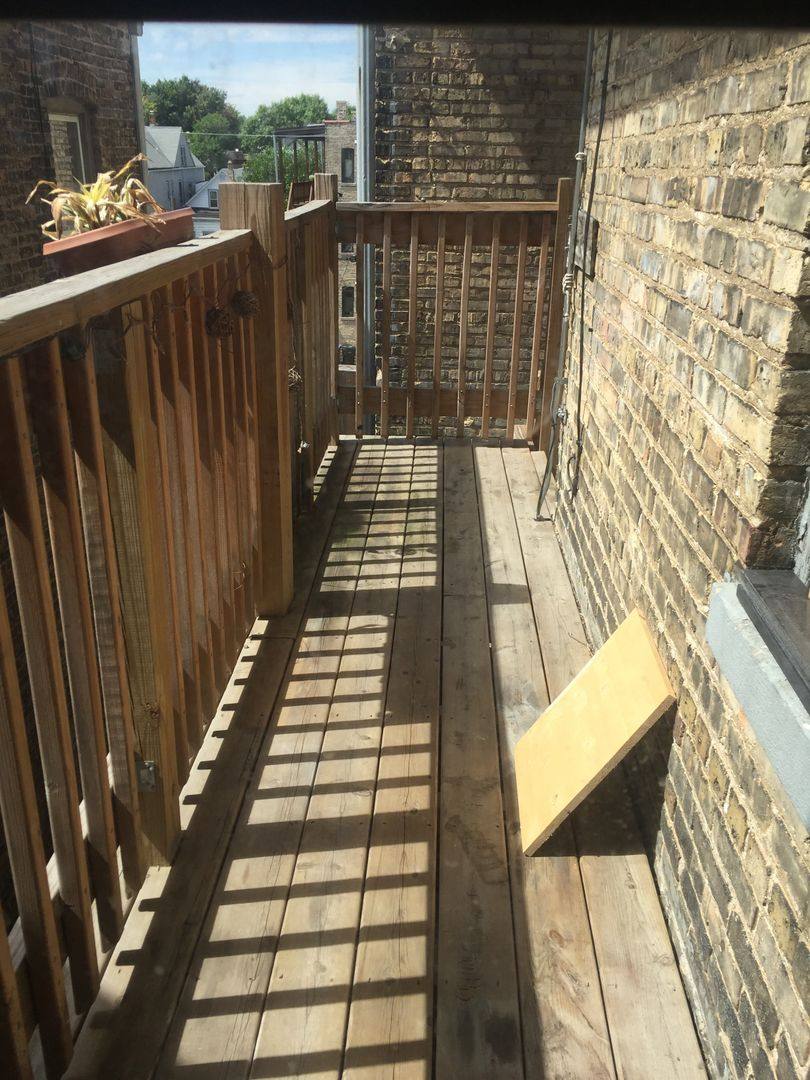 Apartment for rent at 1858 N Kedzie, Chicago, IL 60647
