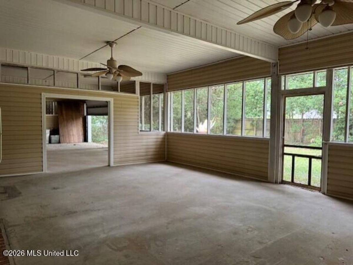 House for rent at 5300 Beardslee St, Moss Point, MS 39563