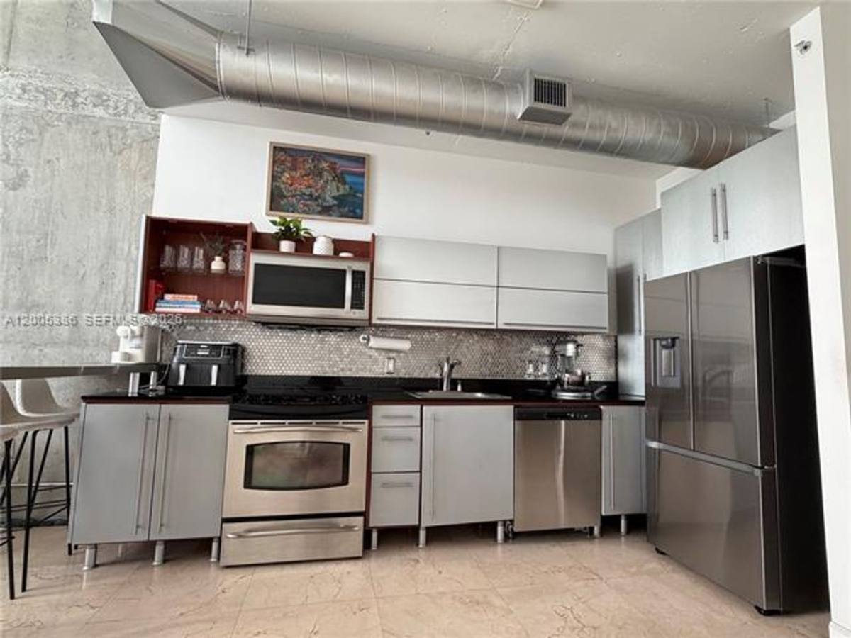 Apartment for rent at 690 SW 1st Court, Miami, FL 33130