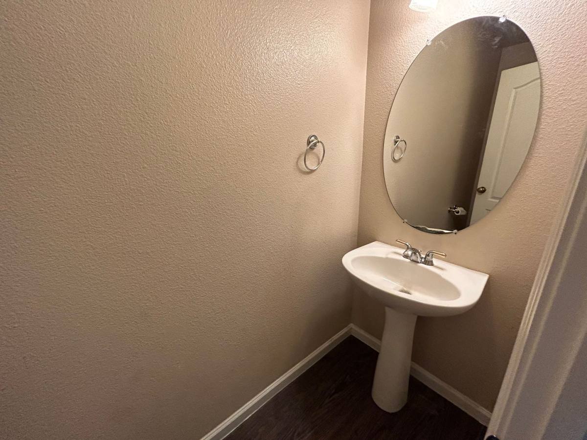 House for rent at 3716 E Vassar, Visalia, CA 93292