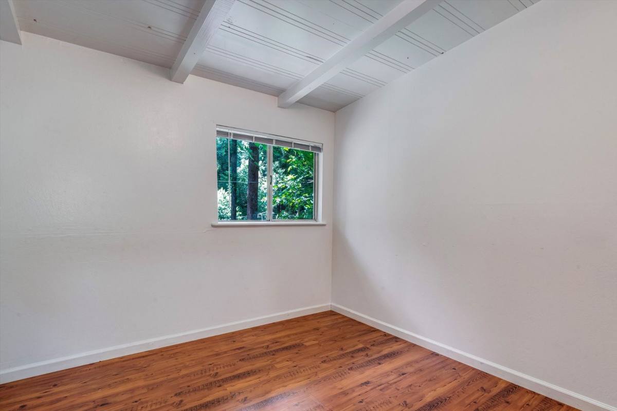 Apartment for rent at 11075 Dell Ave, Forestville, CA 95436