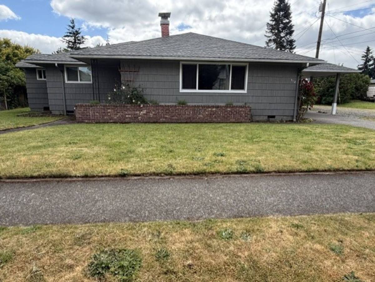 House for rent at 512 S Yew St, Centralia, WA 98531