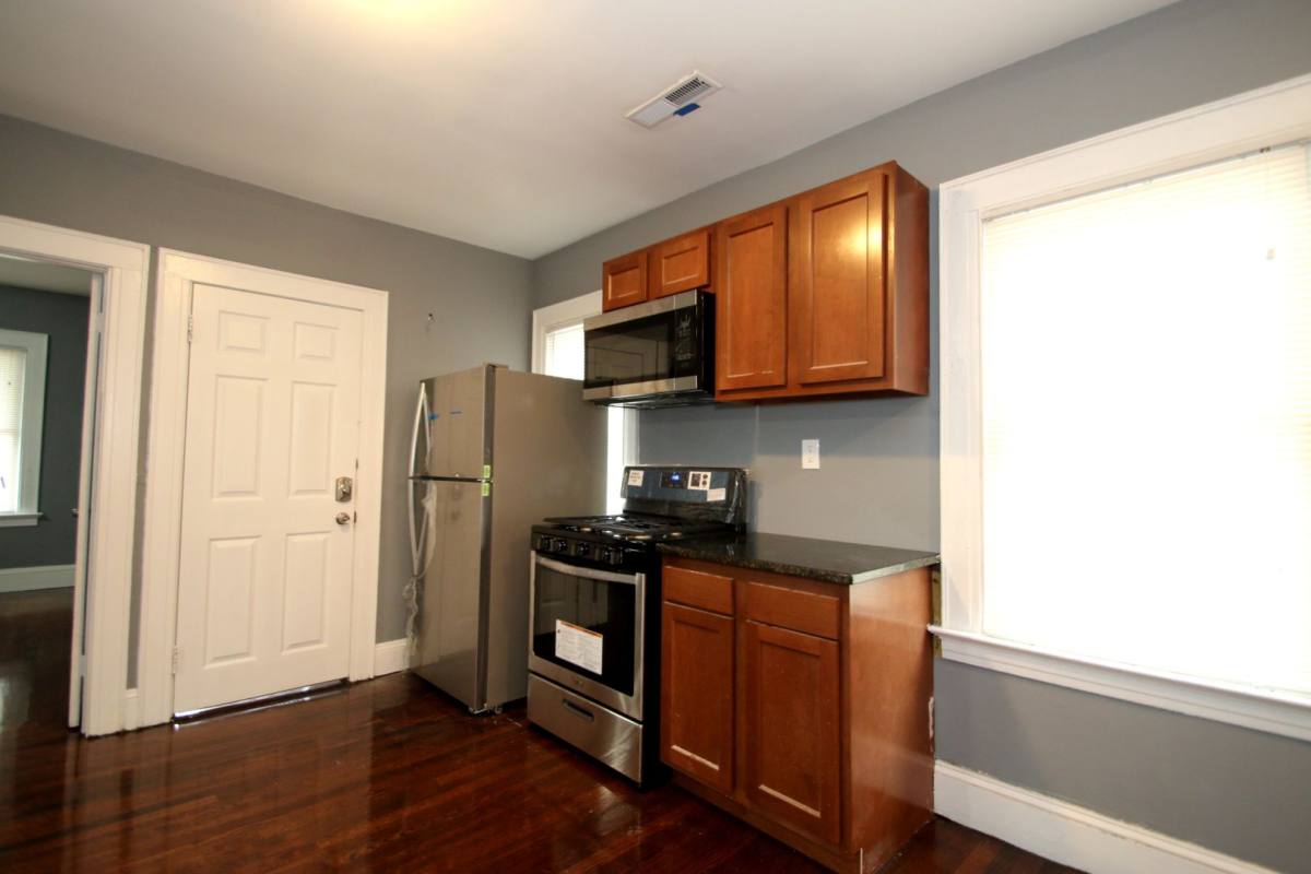 Apartment for rent at 84 Morris, New Haven, CT 06519