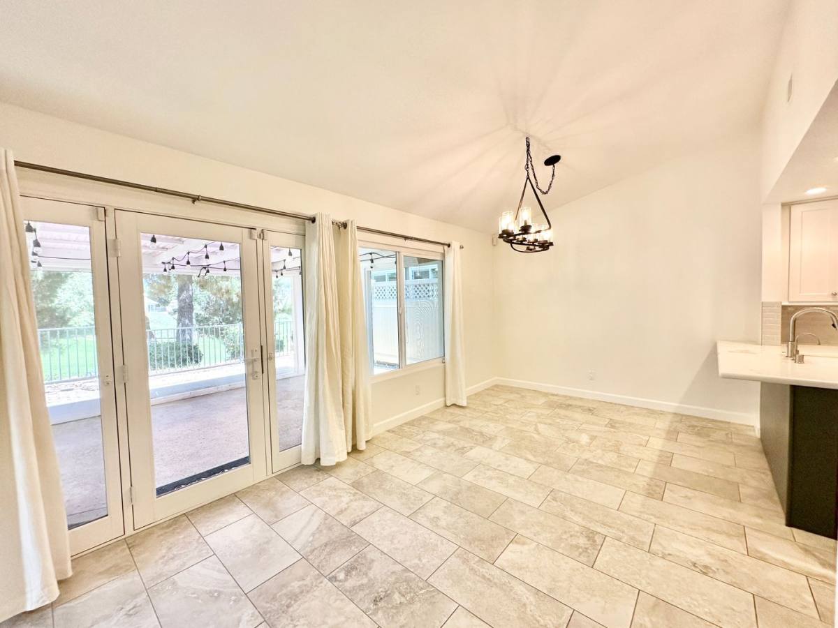 House for rent at 4129 Los Padres Dr, Fallbrook, CA 92028