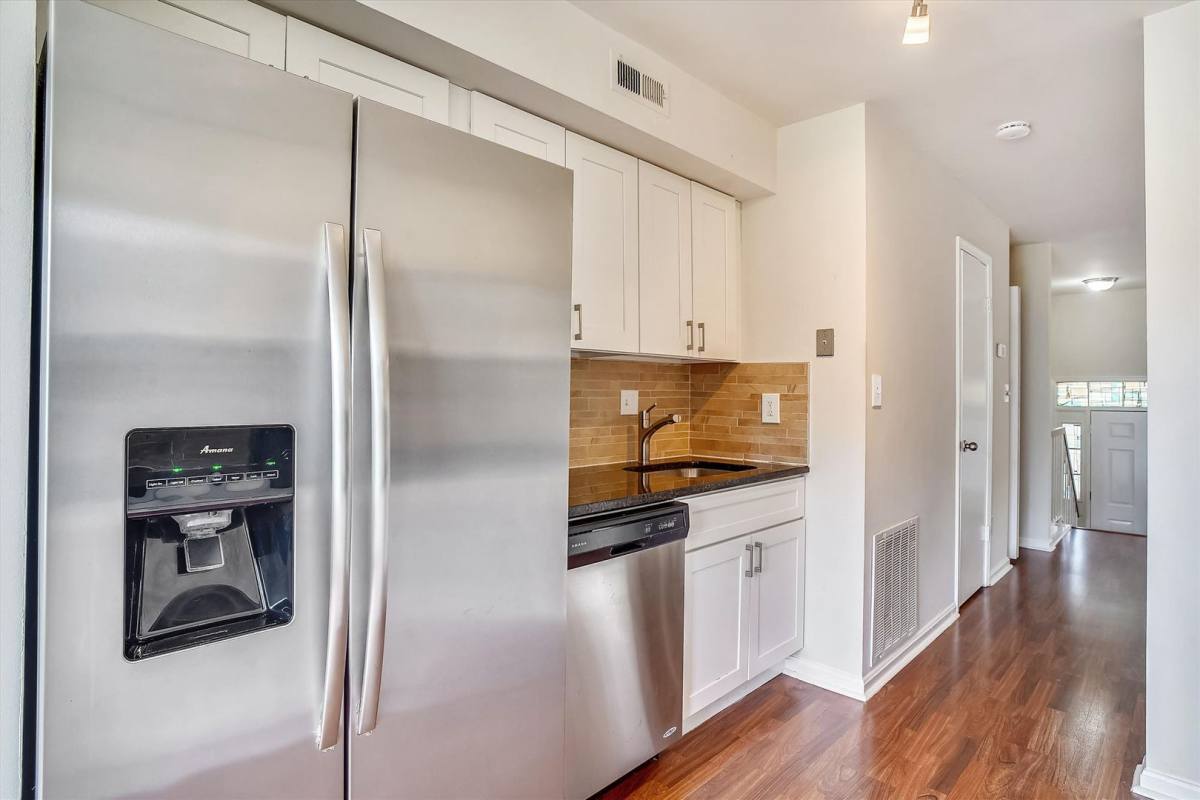 Townhouse for rent at 8830 Thomas Lea Terrace, Montgomery Village, MD 20886