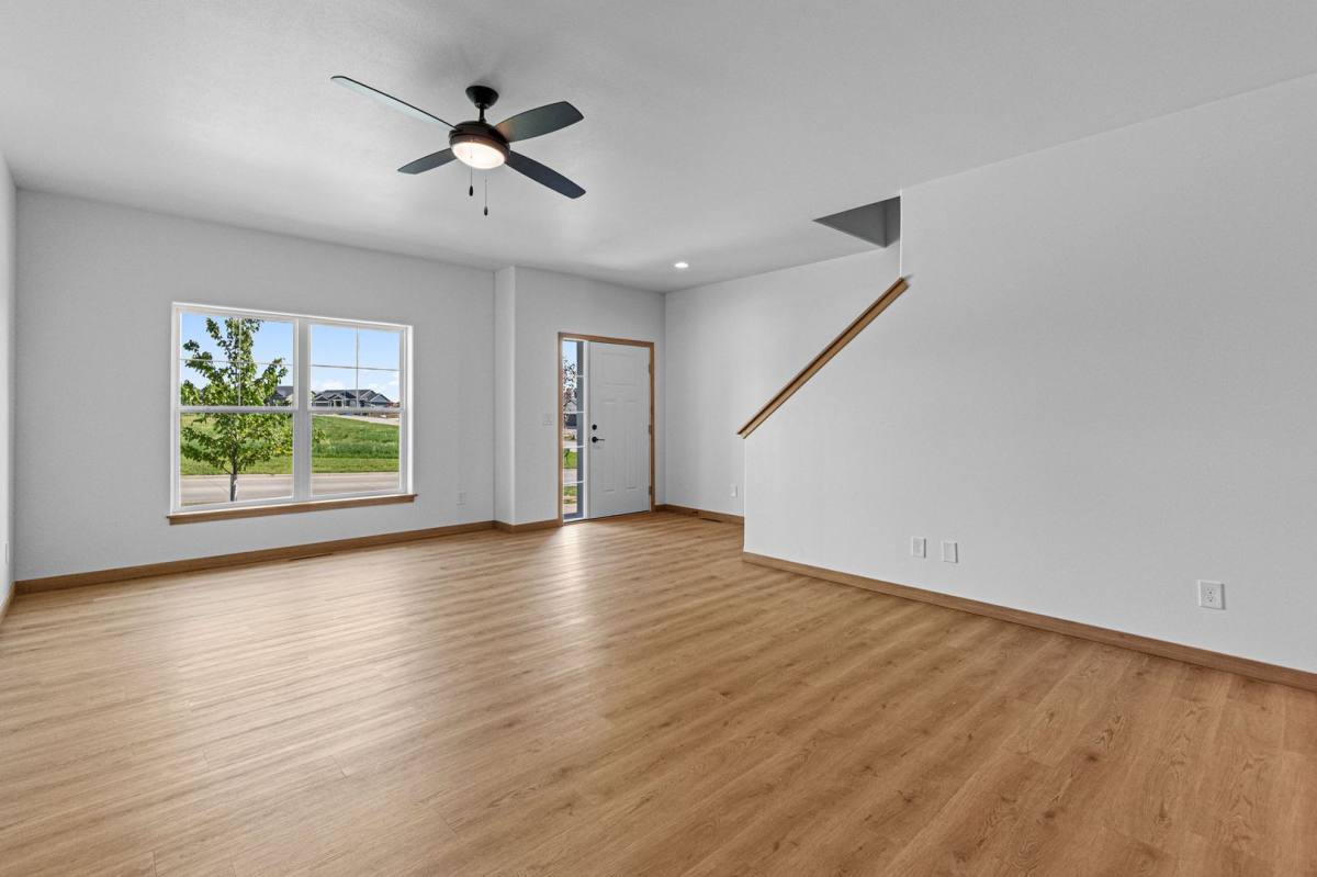 Townhouse for rent at 628 Catherine Dr, Tiffin, IA 52340