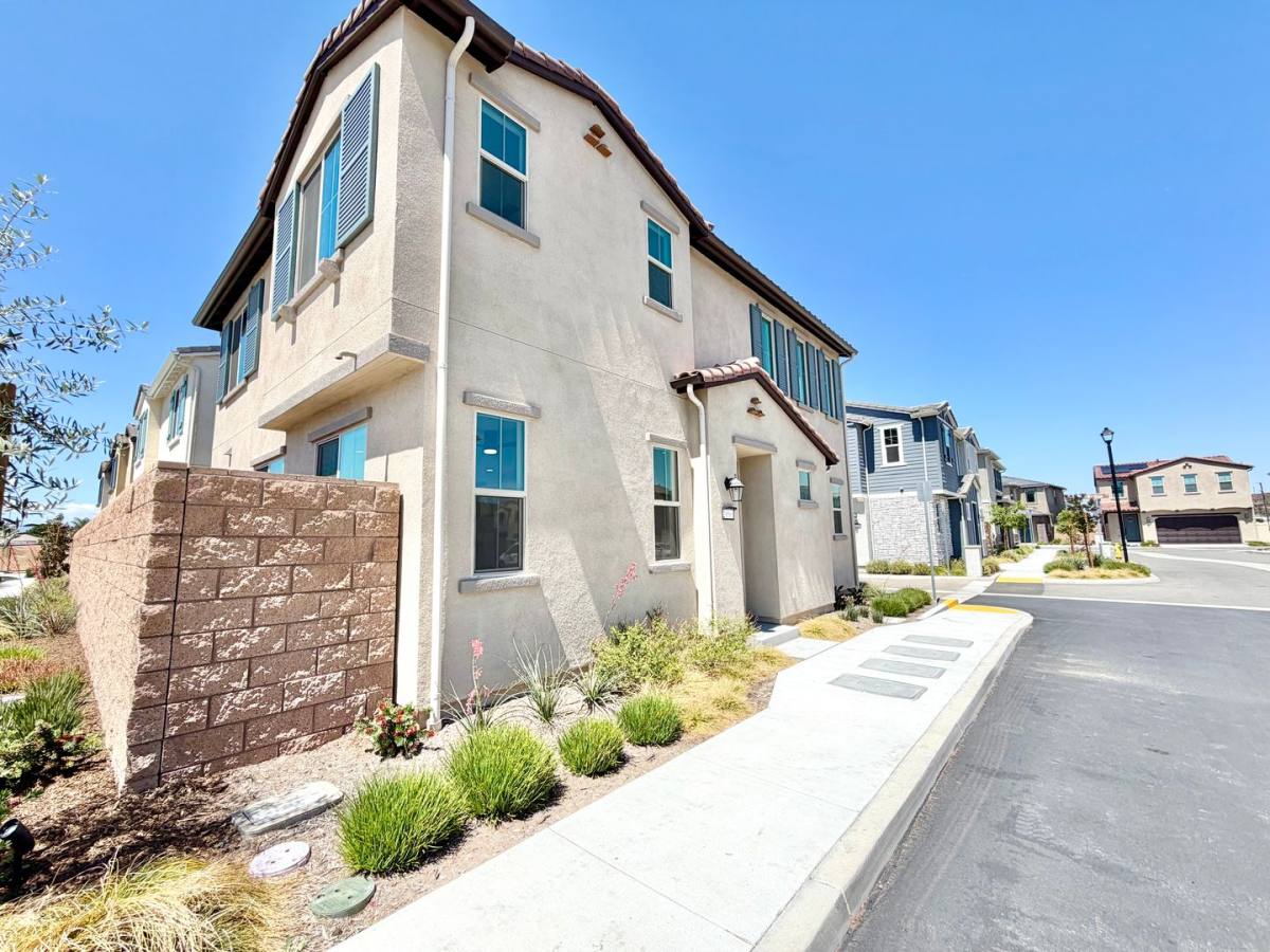House for rent at 29561 Monarch Rd, Menifee, CA 92586