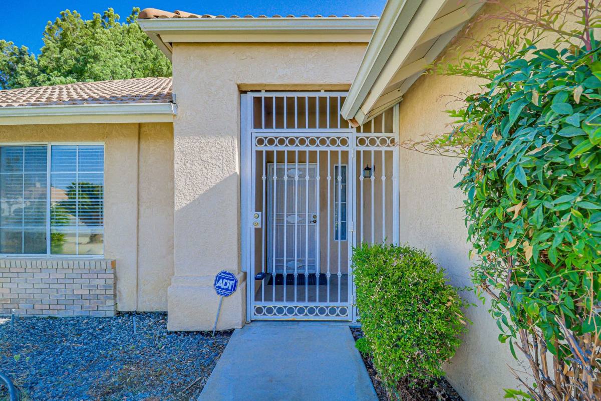 House for rent at 4005 Asino Ave, Bakersfield, CA 93313