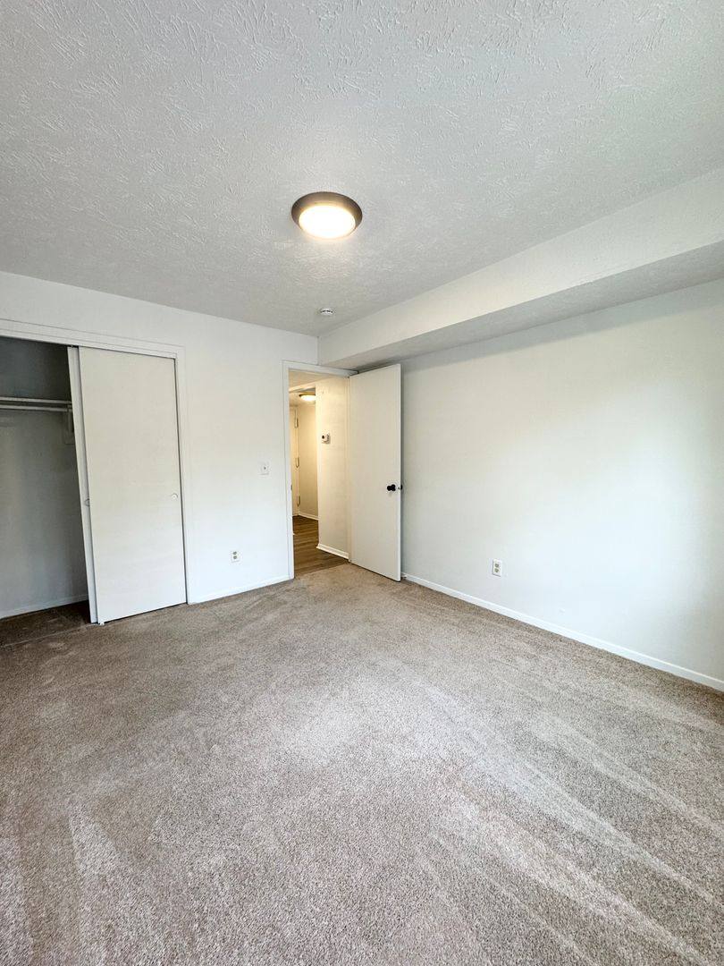 Apartment for rent at 7810 Blondo St, Omaha, NE 68134