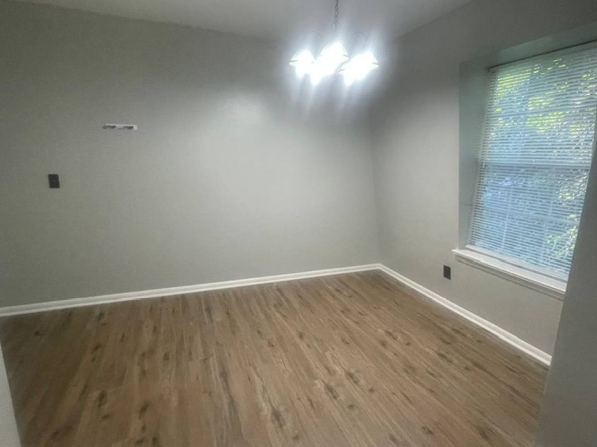 Apartment for rent at 3826 J Country Club Rd, Winston Salem, NC 27104