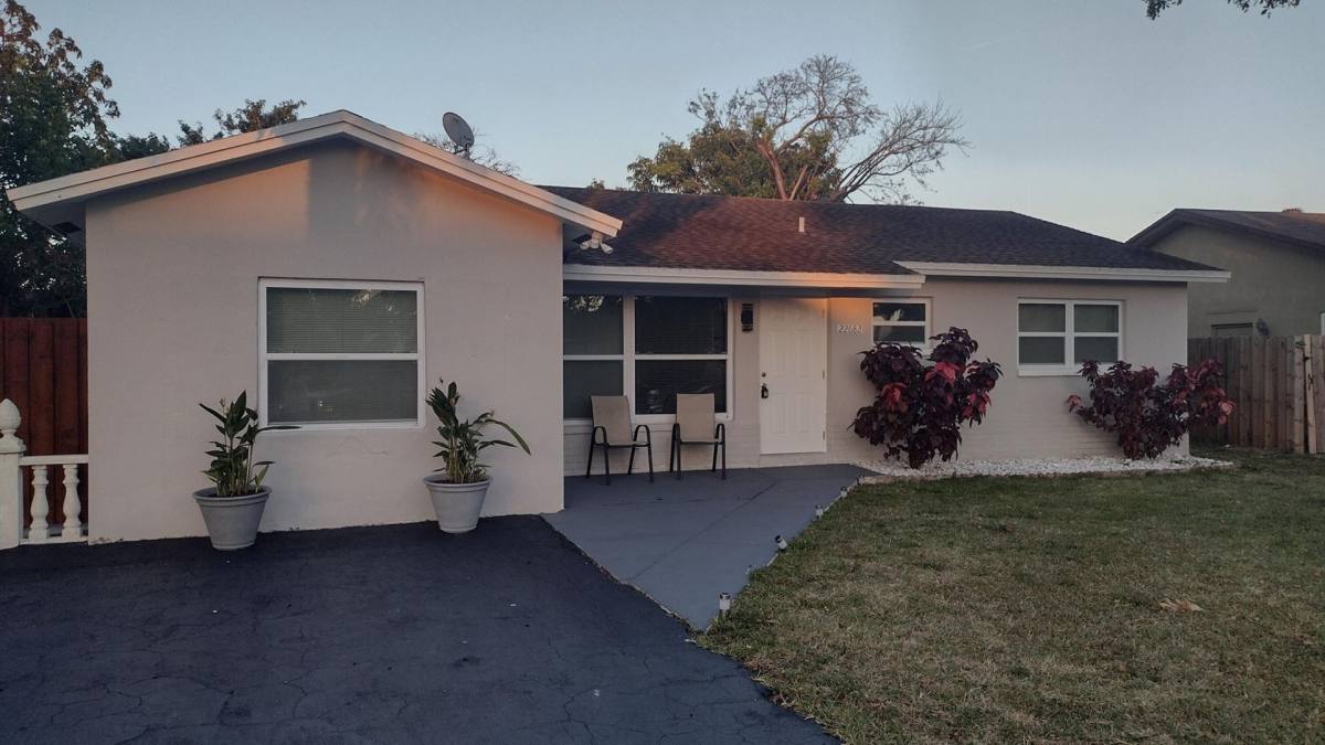 House for rent at 22682 SW 65th Circle, Boca Raton, FL 33428