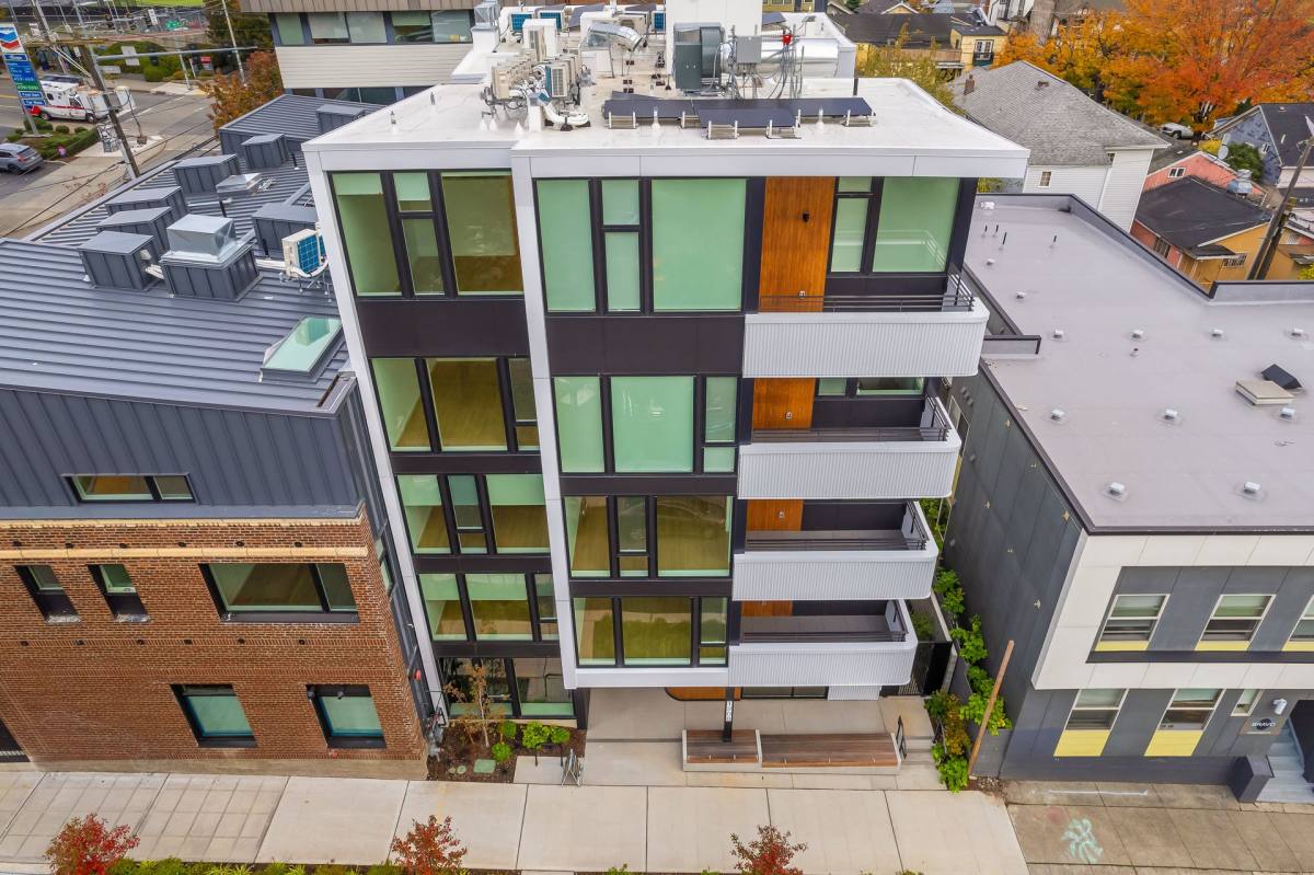 Apartment for rent at 1208 E Remington Court, Seattle, WA 98122