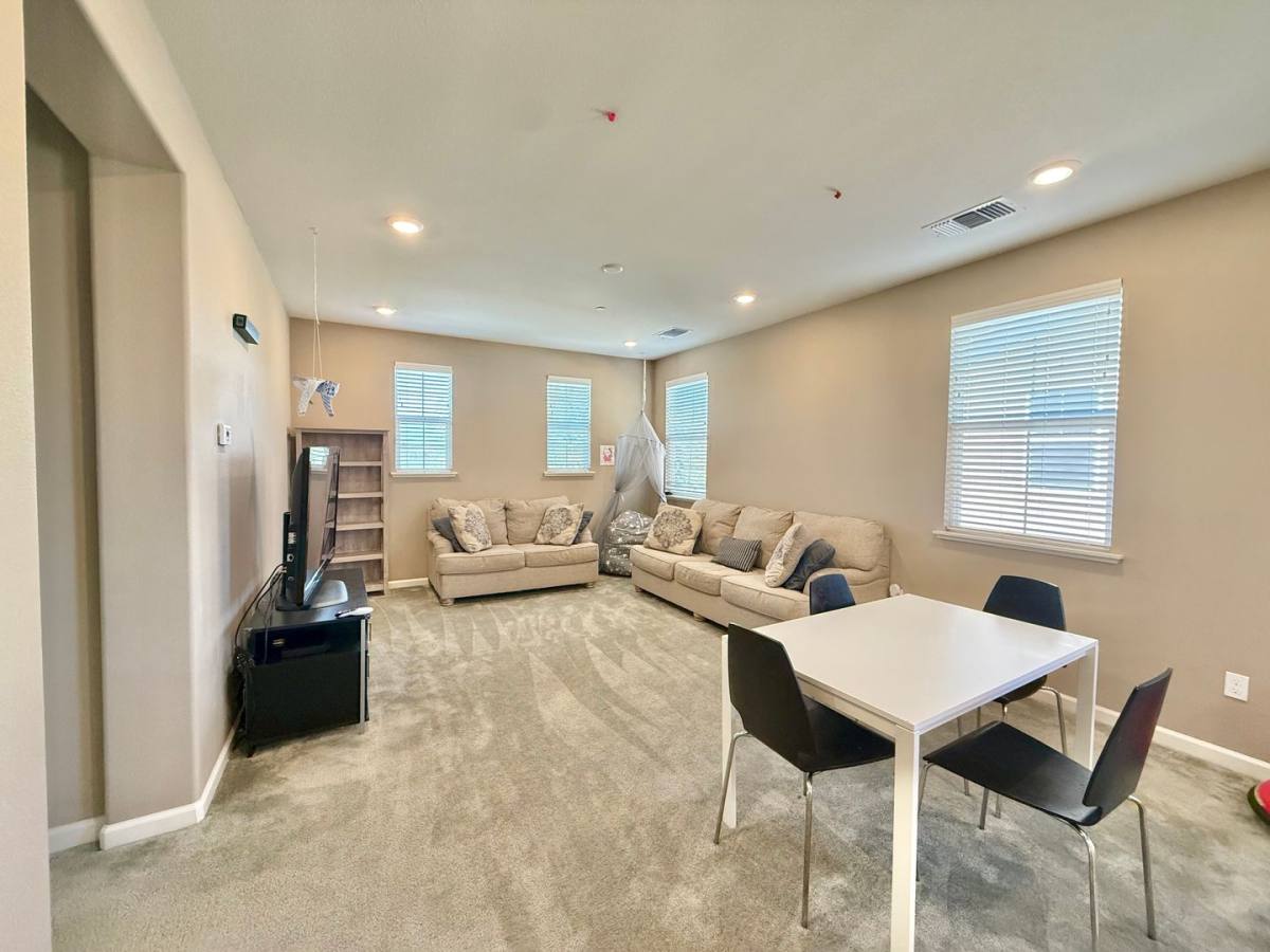 House for rent at 756 Mojave Way, Hollister, CA 95023