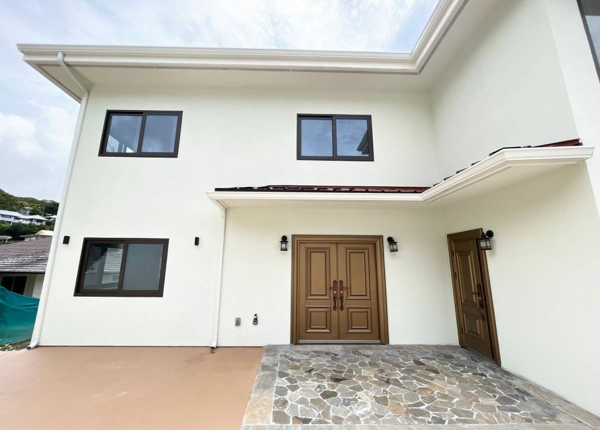 House for rent at 2045 Mott Smith Dr, Honolulu, HI 96822