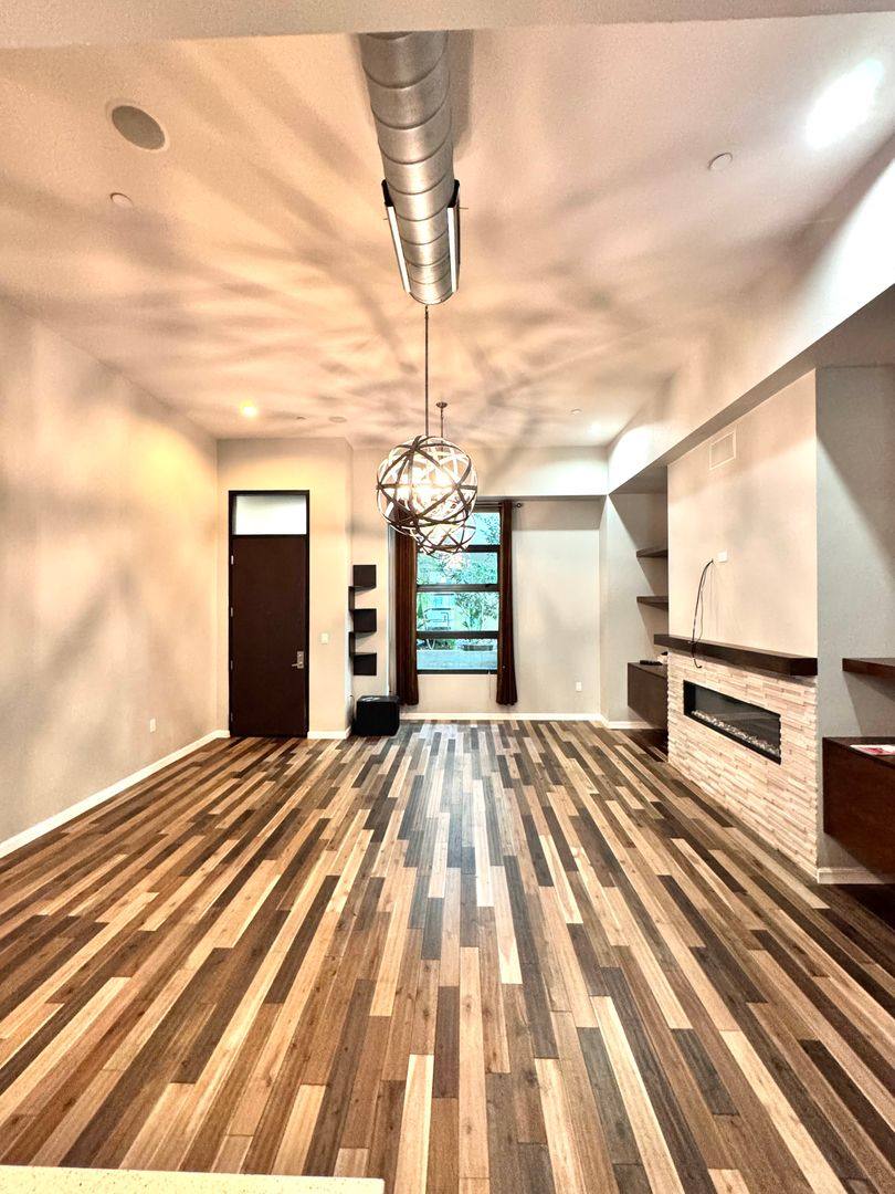 Townhouse for rent at 133 The Promenade N #117, Long Beach, CA 90802