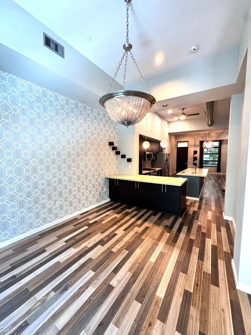 Townhouse for rent at 133 The Promenade N #117, Long Beach, CA 90802