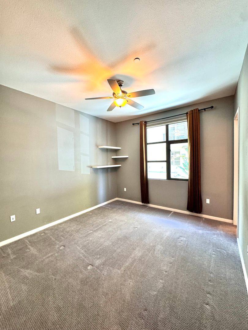 Townhouse for rent at 133 The Promenade N #117, Long Beach, CA 90802