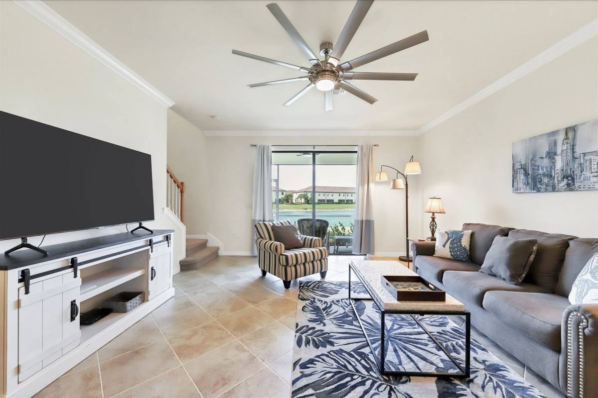 Townhouse for rent at 20335 Lagente Circle, Venice, FL 34293