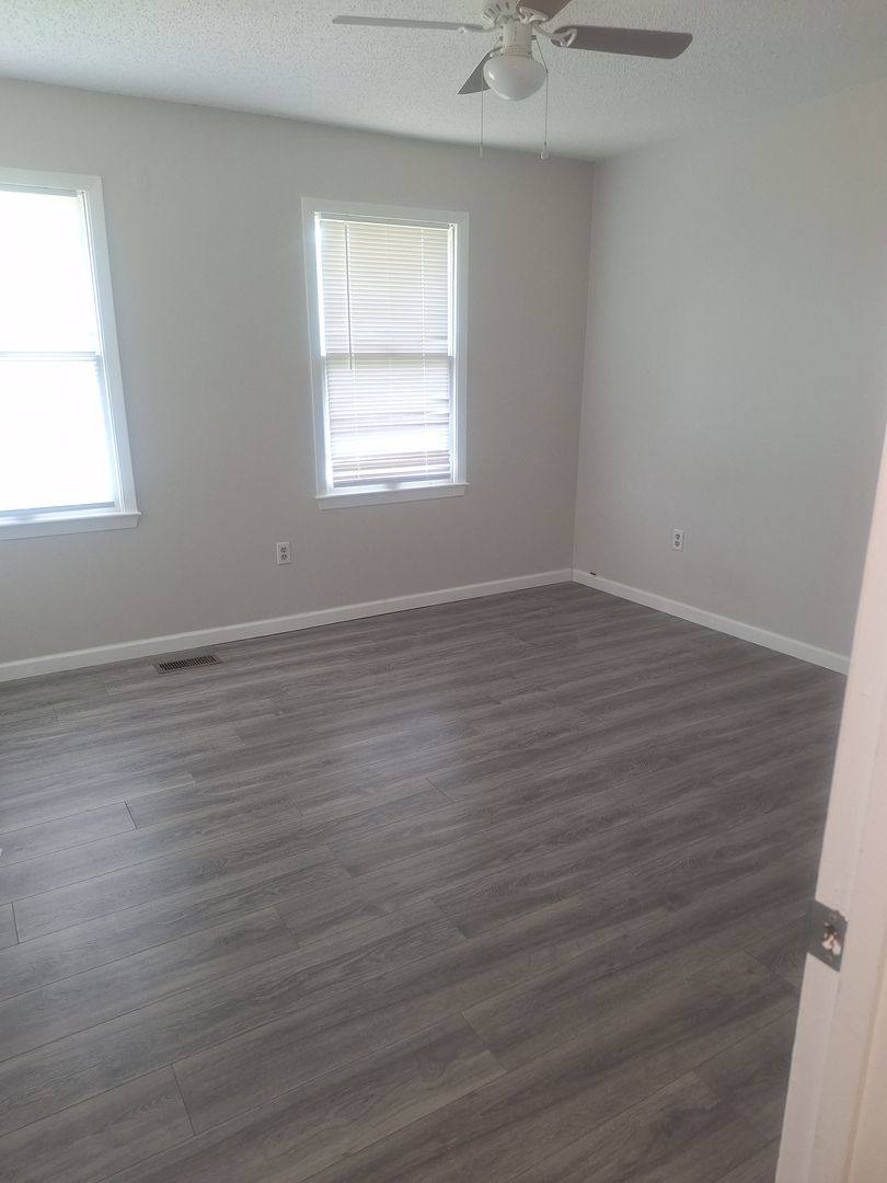 Townhouse for rent at 10115 Island Rd, Bristol, VA 24201