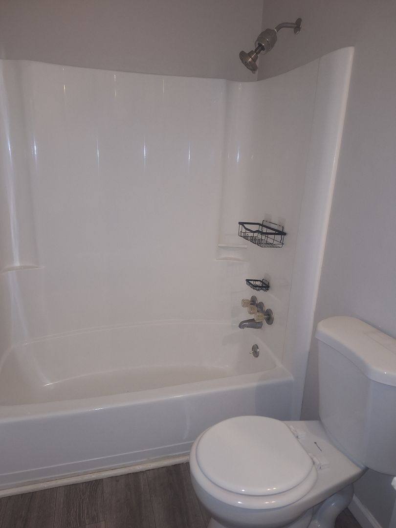 Townhouse for rent at 10115 Island Rd, Bristol, VA 24201