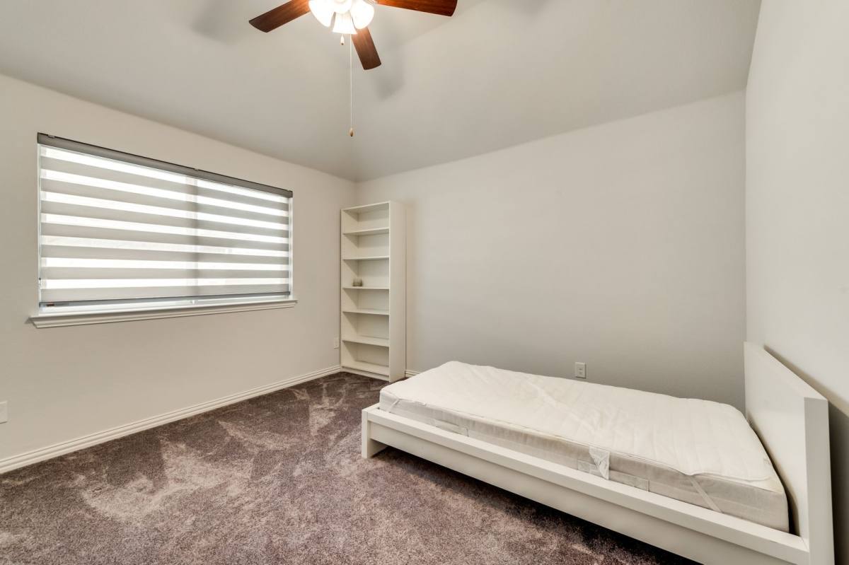 House for rent at 2480 Cathedral Dr, Richardson, TX 75080