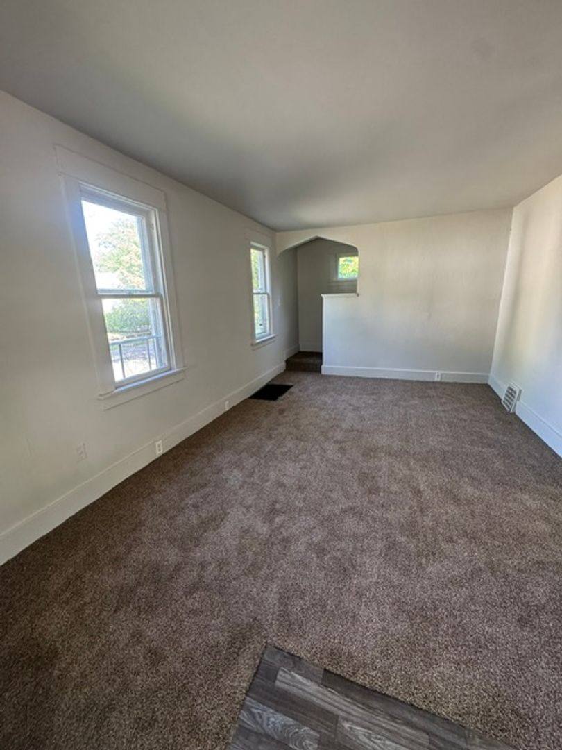 House for rent at 1360 Huestis Ave, Fort Wayne, IN 46807