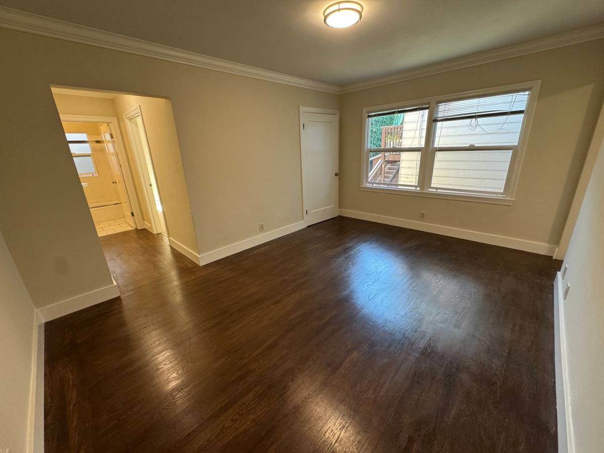 Apartment for rent at 1005 Burlingame Ave, Burlingame, CA 94010