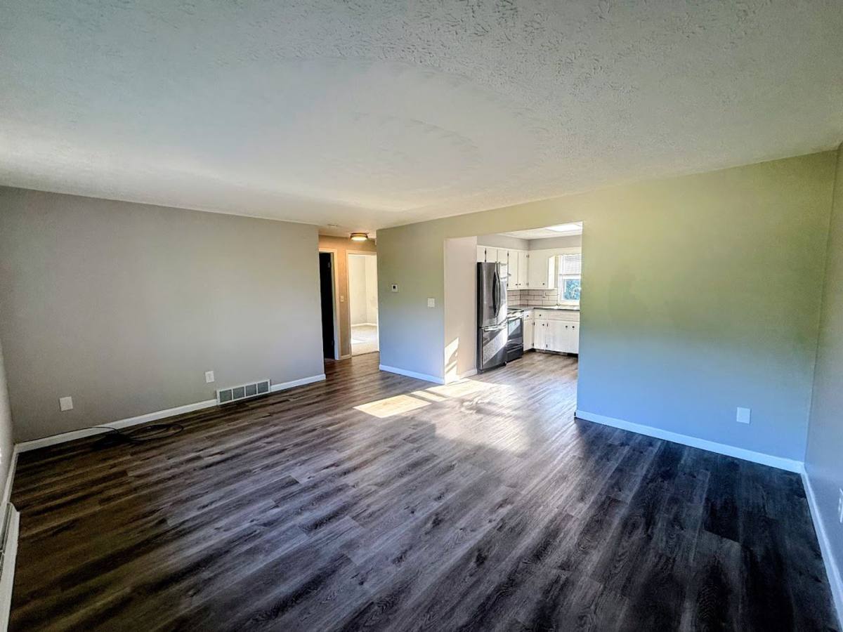 Apartment for rent at 5224 S Main St, Akron, OH 44319