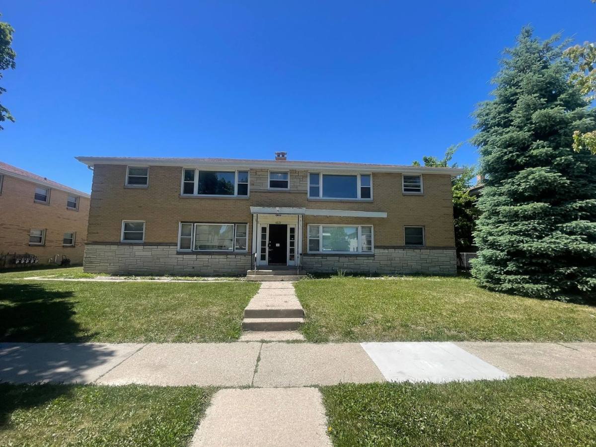 Apartment for rent at 4315 N 90th St, Milwaukee, WI 53222