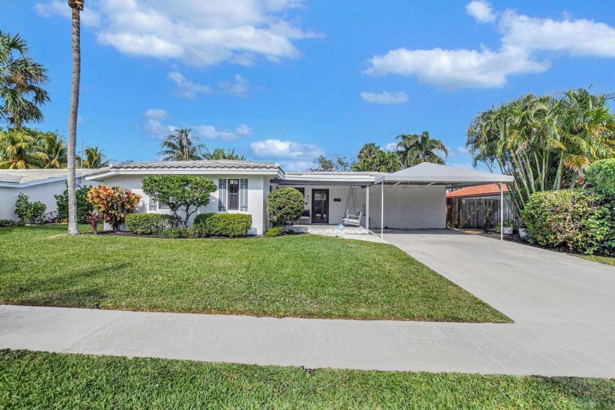 House for rent at 801 SW 5th St, Boca Raton, FL 33486
