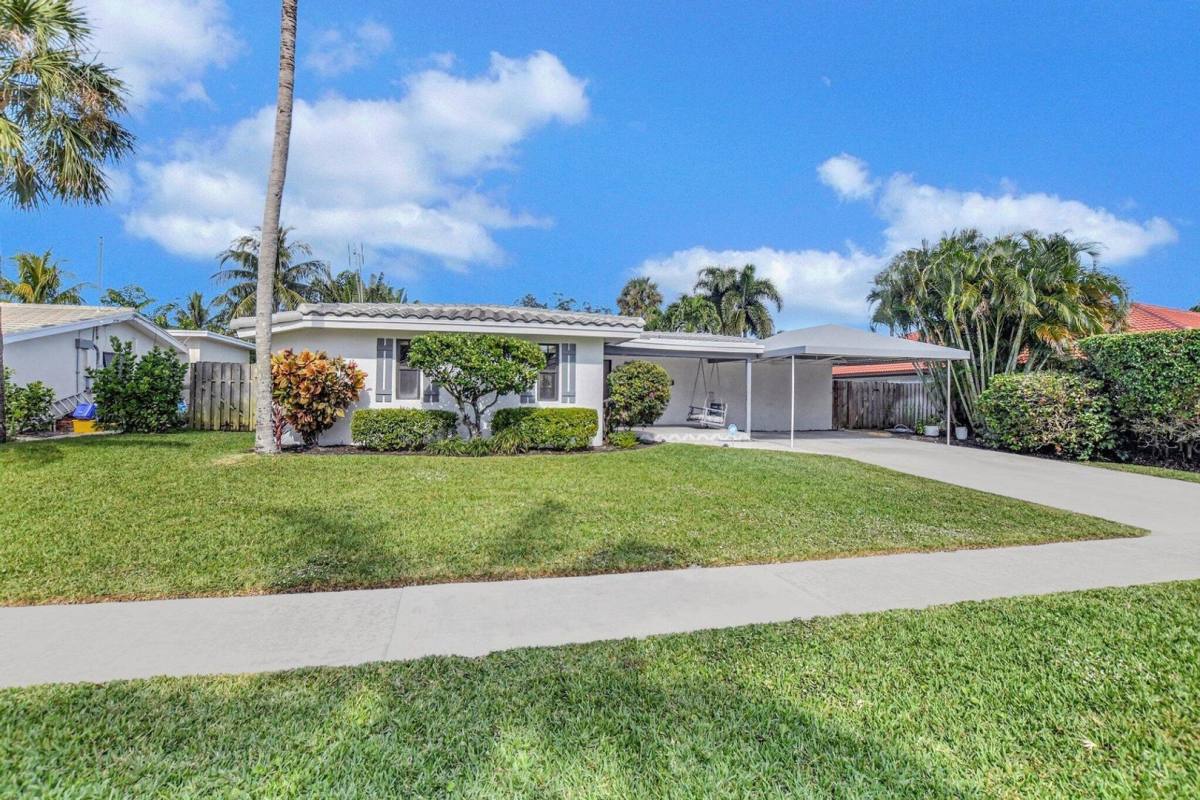 House for rent at 801 SW 5th St, Boca Raton, FL 33486