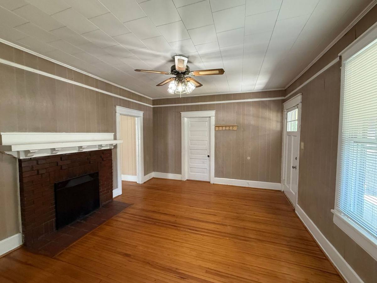 House for rent at 325 Walnut St, Rock Hill, SC 29730