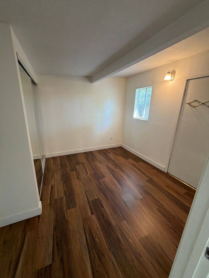 House for rent at 3117 Freeport Blvd, Sacramento, CA 95818