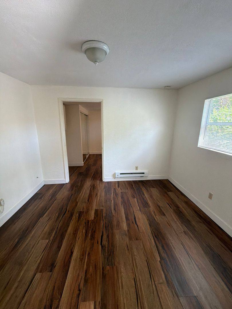 House for rent at 3117 Freeport Blvd, Sacramento, CA 95818