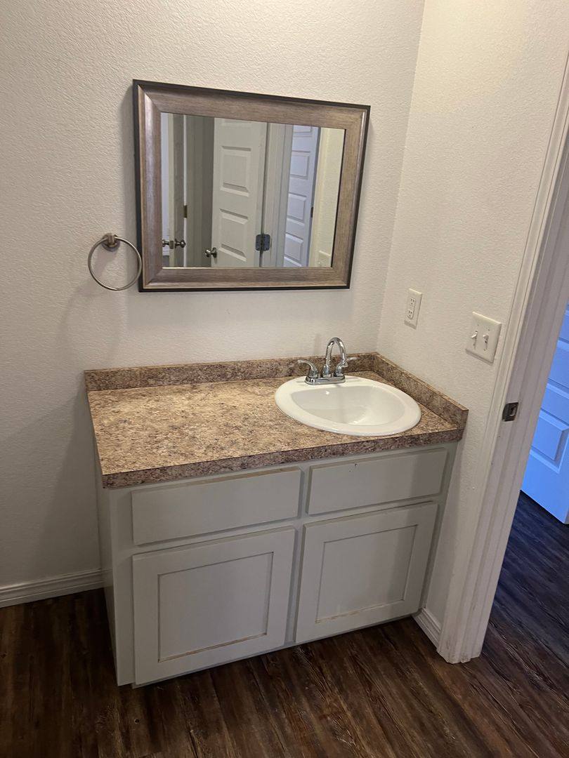Apartment for rent at 722 Drennen St, Van Buren, AR 72956