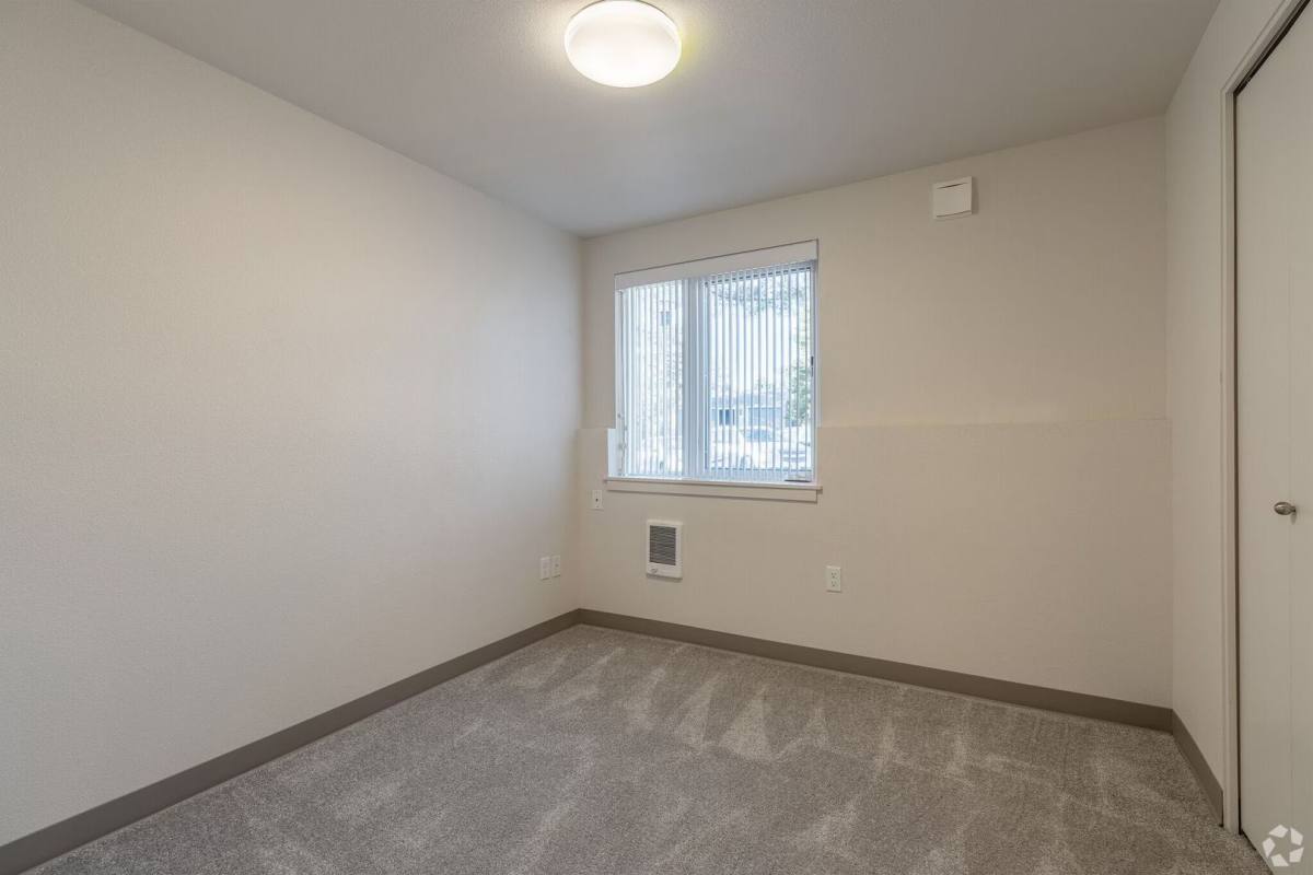 Apartment for rent at 875 SW 185th Ave, Beaverton, OR 97006