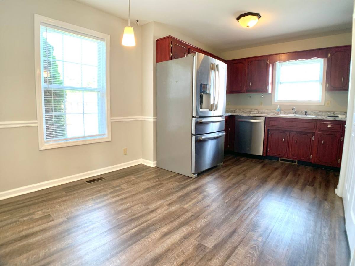 House for rent at 355 Broadmore Dr, Clarksville, TN 37042