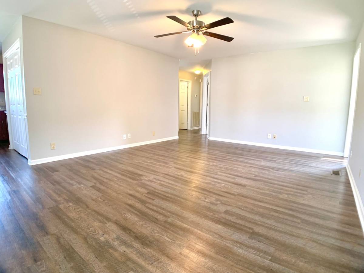 House for rent at 355 Broadmore Dr, Clarksville, TN 37042
