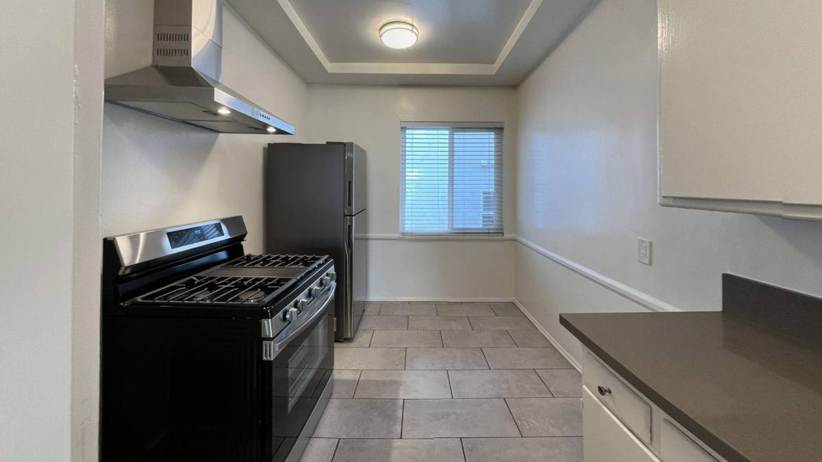 Apartment for rent at 432 S Occidental Blvd, Los Angeles, CA 90057