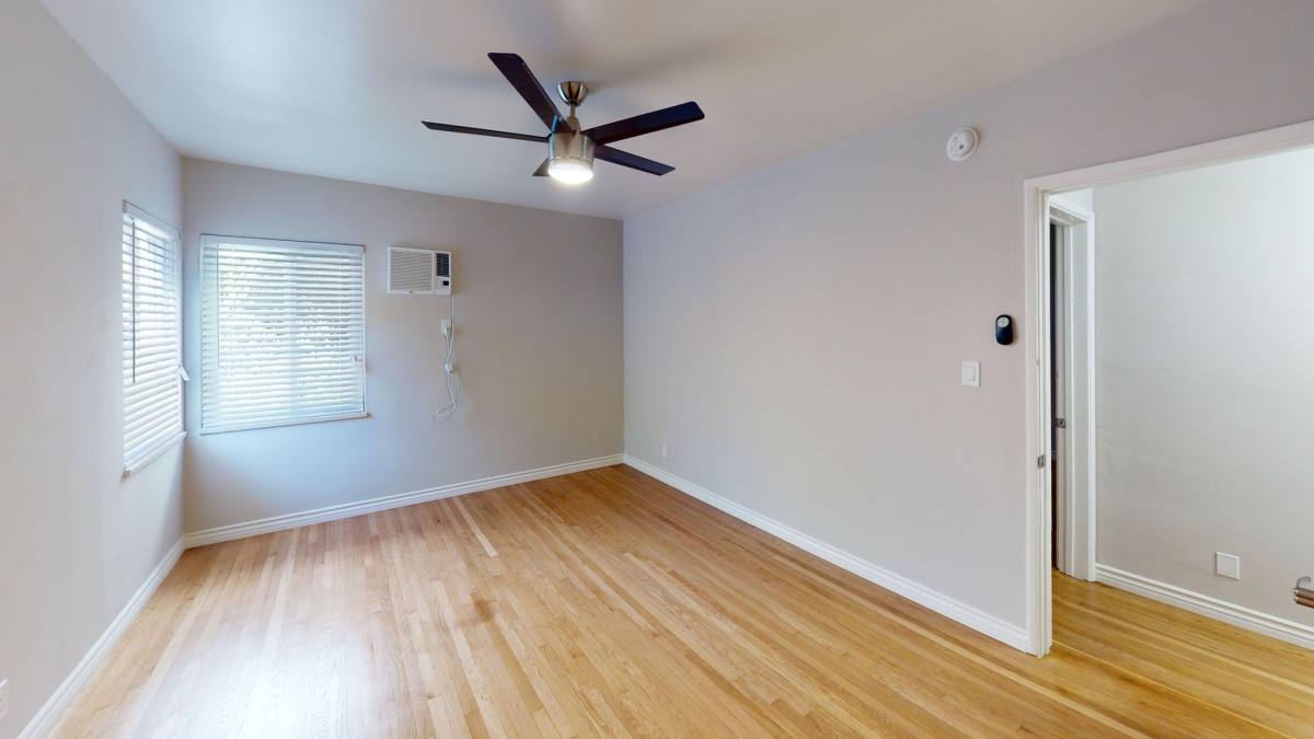 Apartment for rent at 432 S Occidental Blvd, Los Angeles, CA 90057
