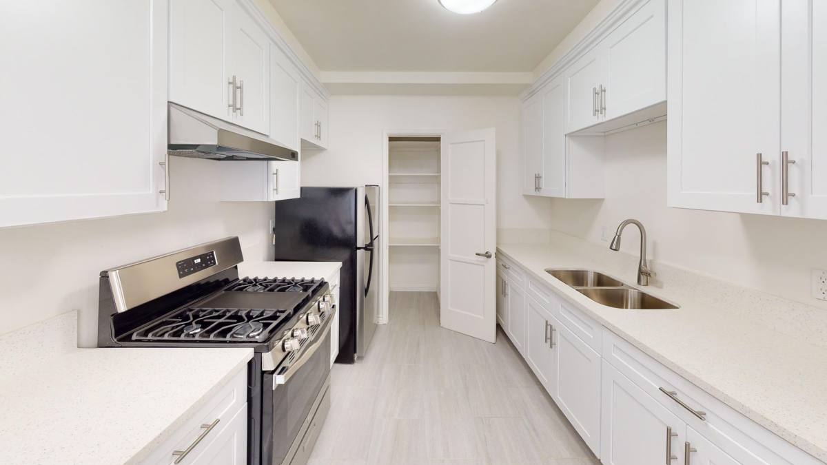 Apartment for rent at 432 S Occidental Blvd, Los Angeles, CA 90057