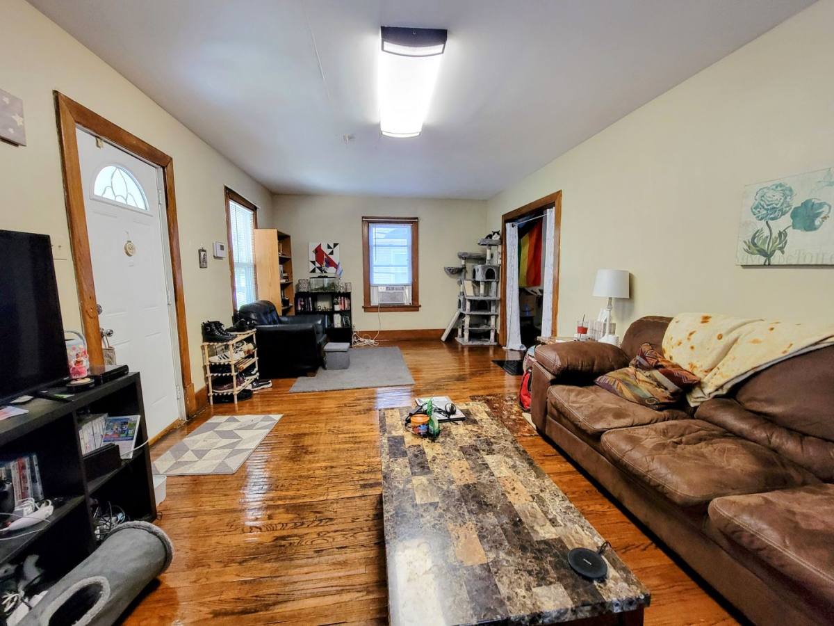 House for rent at 710 W Illinois, Urbana, IL 61801