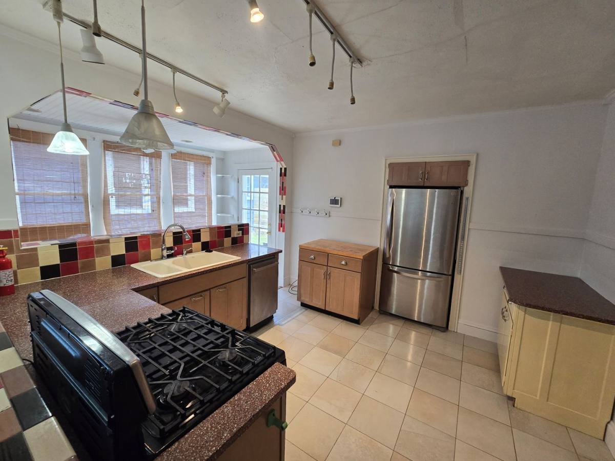 Apartment for rent at 1635 E Ocean View Ave, Norfolk, VA 23503