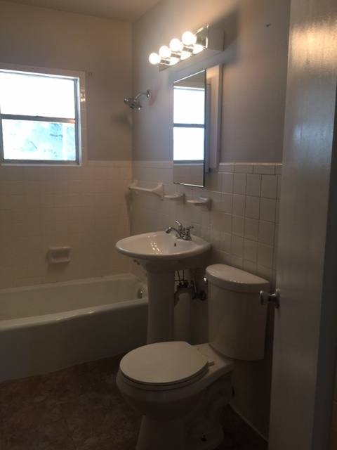 House for rent at 3228 NW 27th St, Oklahoma City, OK 73107